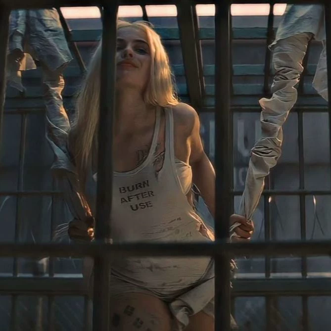Harley Quinn thumbnail
