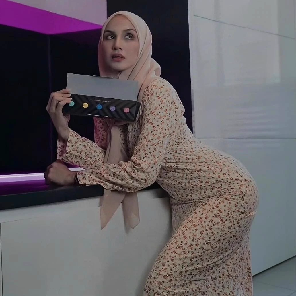 Fiza Halim thumbnail