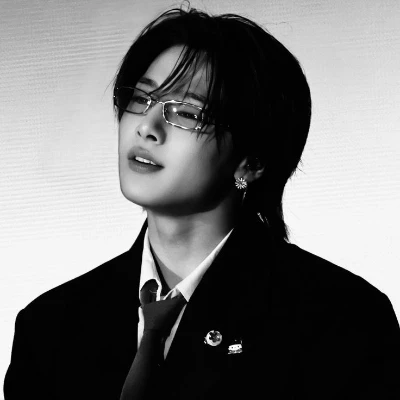 Jeongin thumbnail