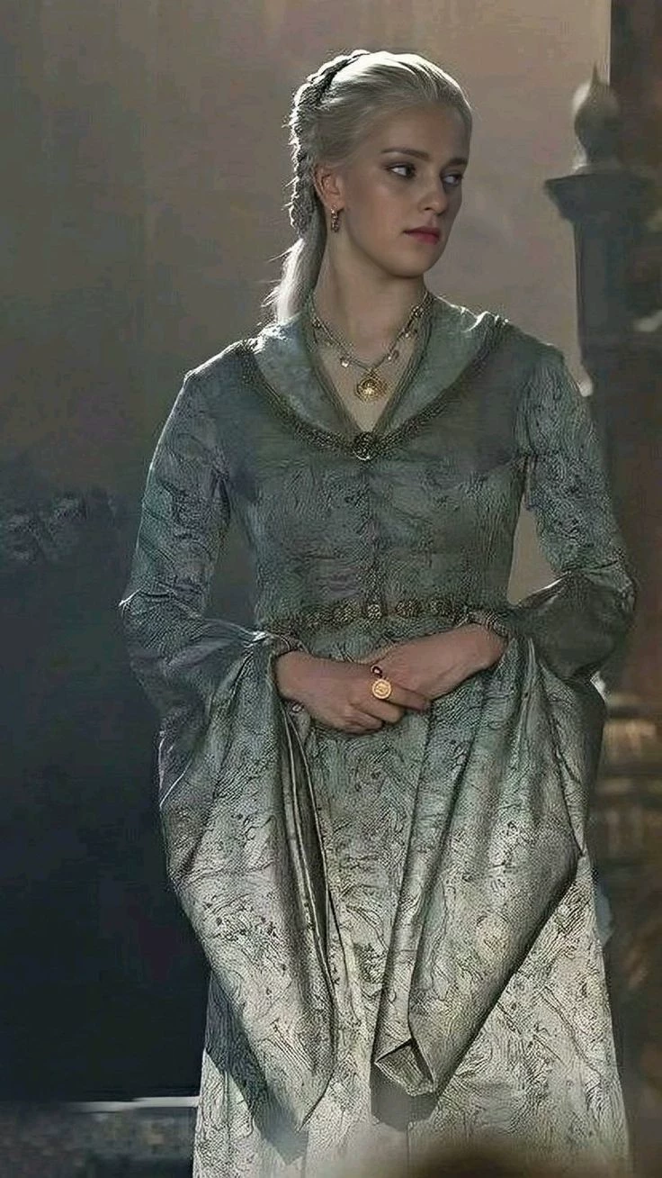 Helaena Targaryen-Omega (GL) thumbnail