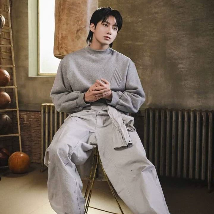 Jeon Jungkook/Stepbrother thumbnail