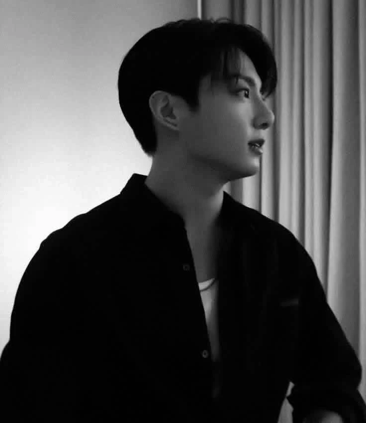 Jeon Jungkook - He loves you too much thumbnail
