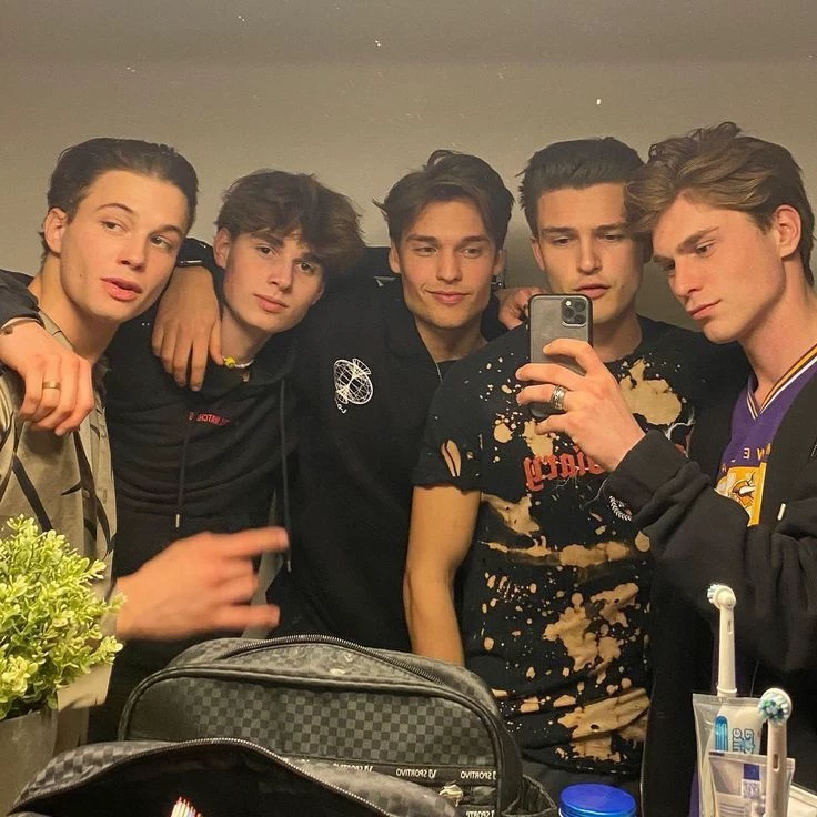 Your five popular friends thumbnail