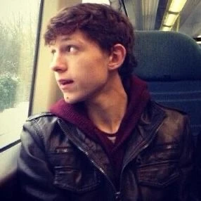 tom holland thumbnail