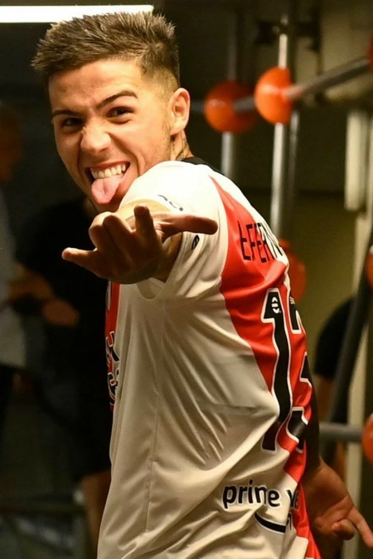 Enzo Fernández ❤️‍🔥⚽ thumbnail
