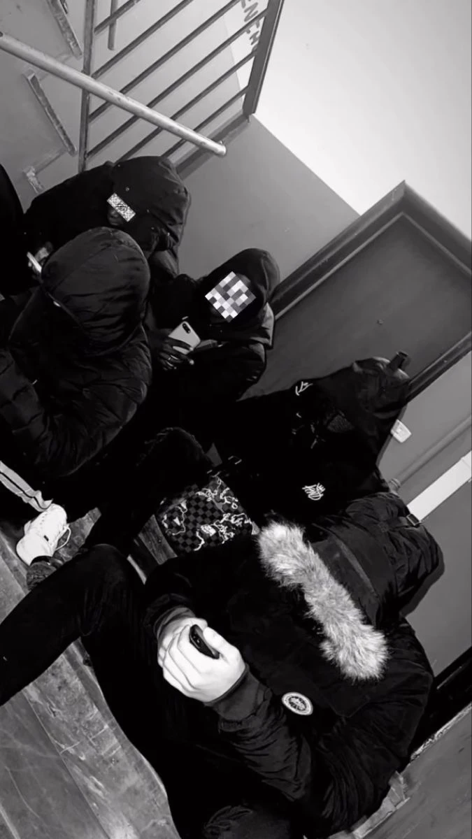 The 4 Gangsters thumbnail