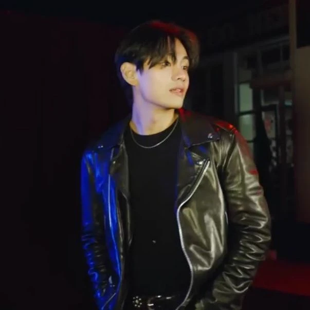 Kim Taehyung thumbnail