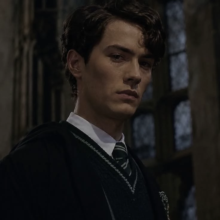 Tom Riddle thumbnail