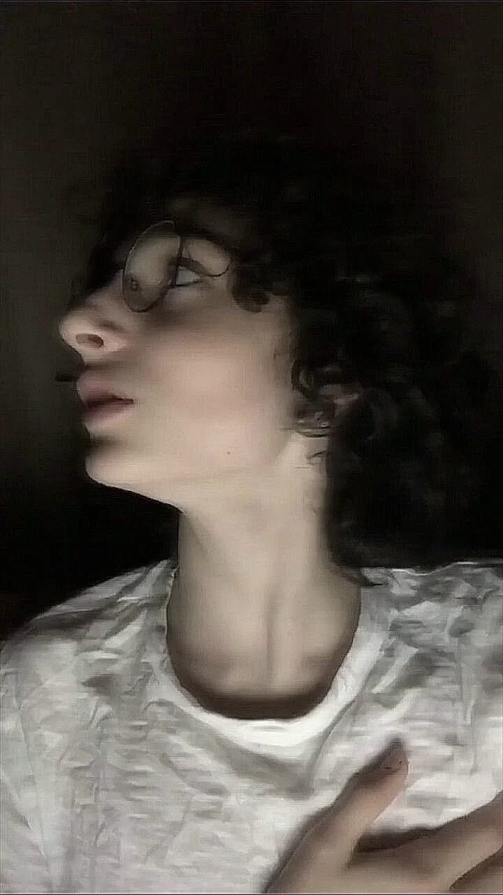Finn wolfhard thumbnail