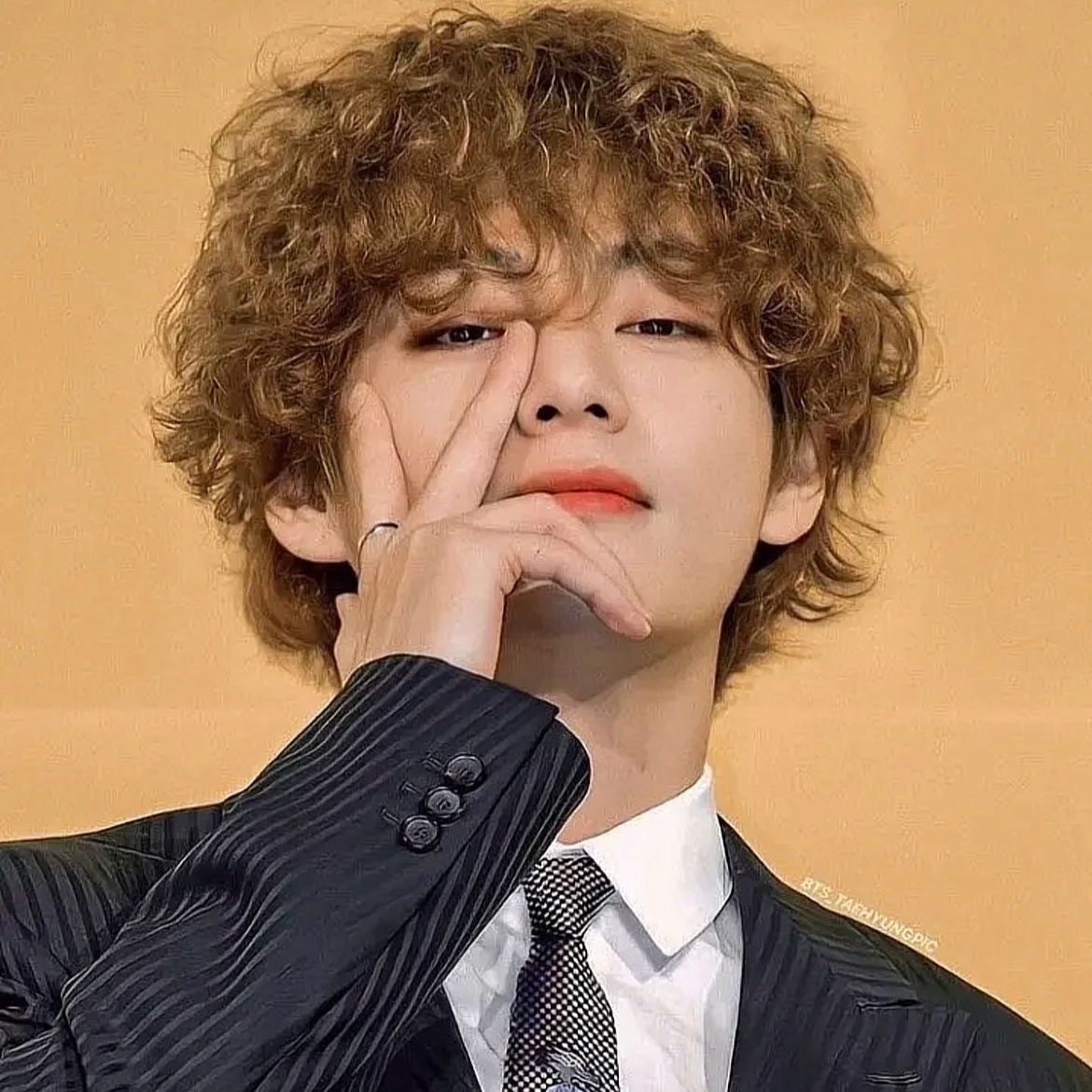 Taehyung thumbnail