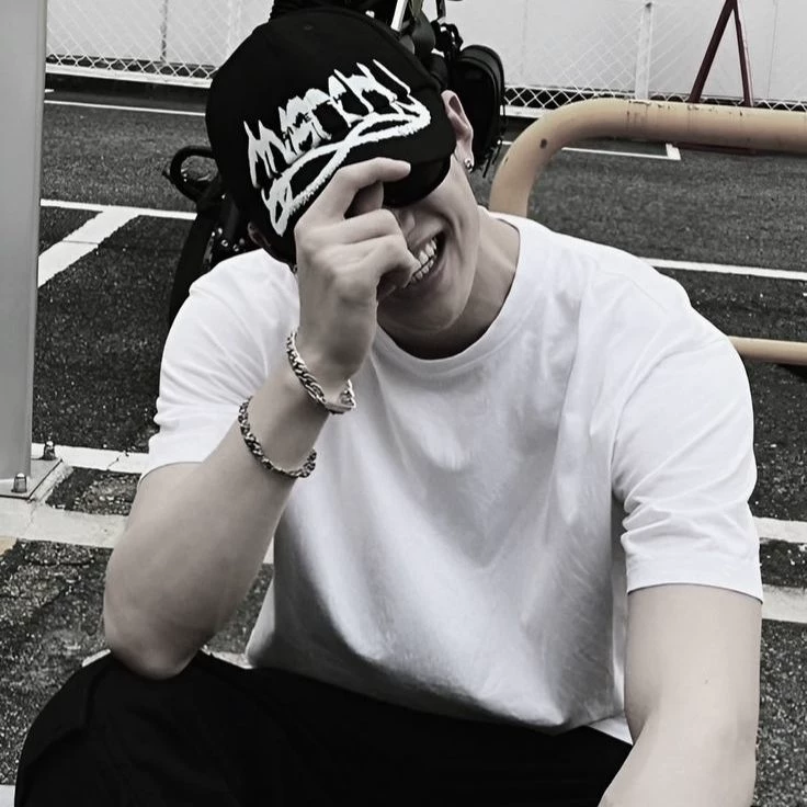 Christopher Bang (Bangchan 💗) thumbnail