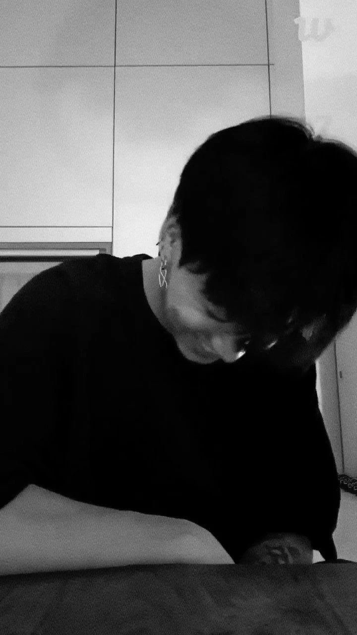 Jeon Jungkook thumbnail