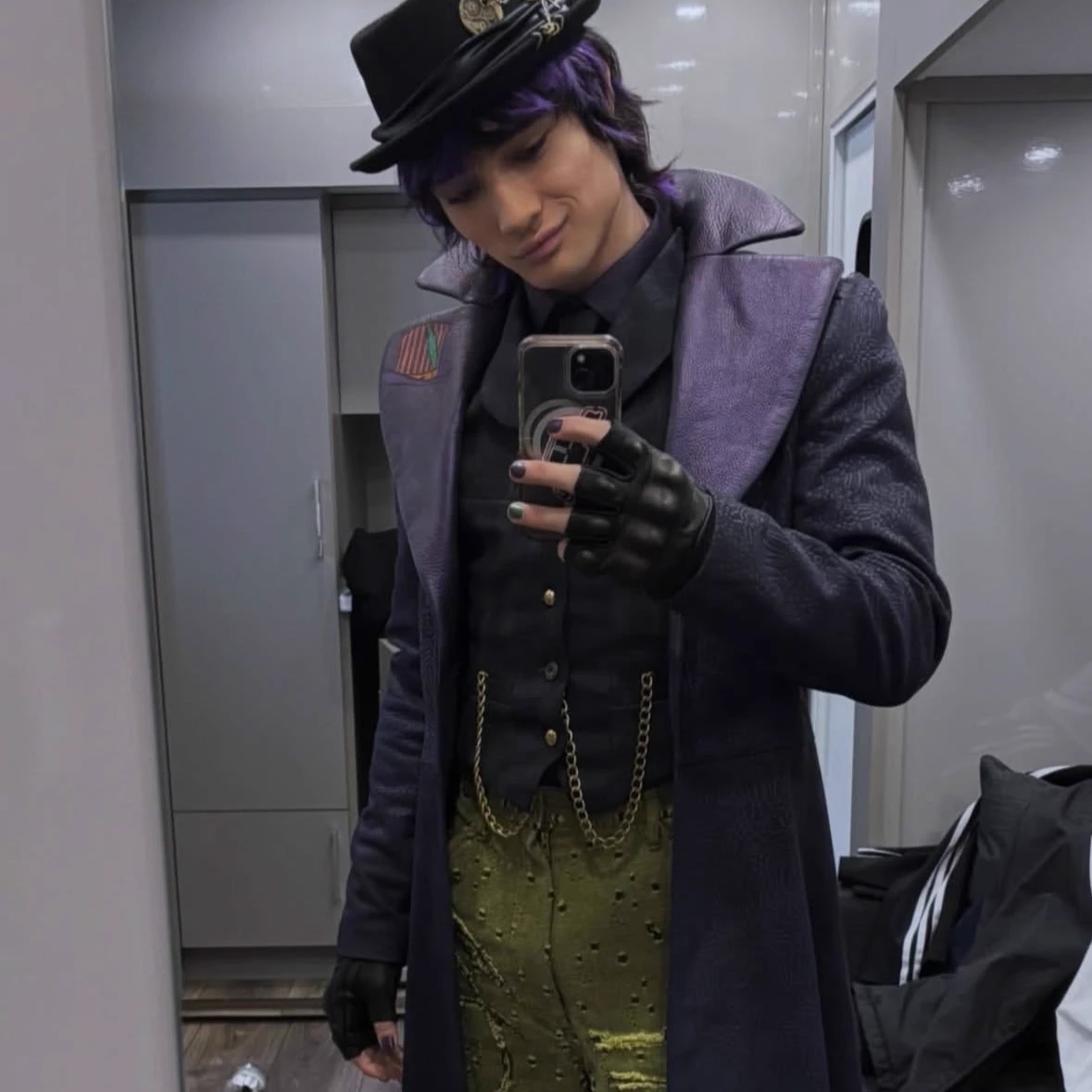 Max Hatter – BL, gay. thumbnail