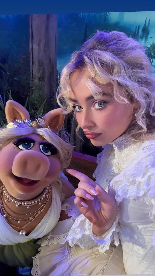 Sabrina Carpenter thumbnail