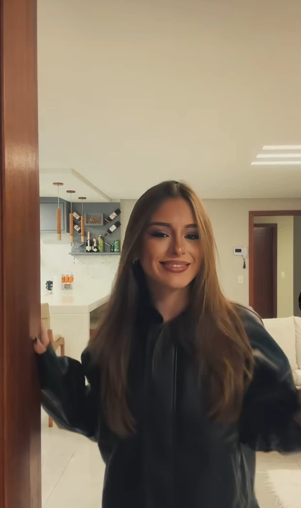 Paula thumbnail