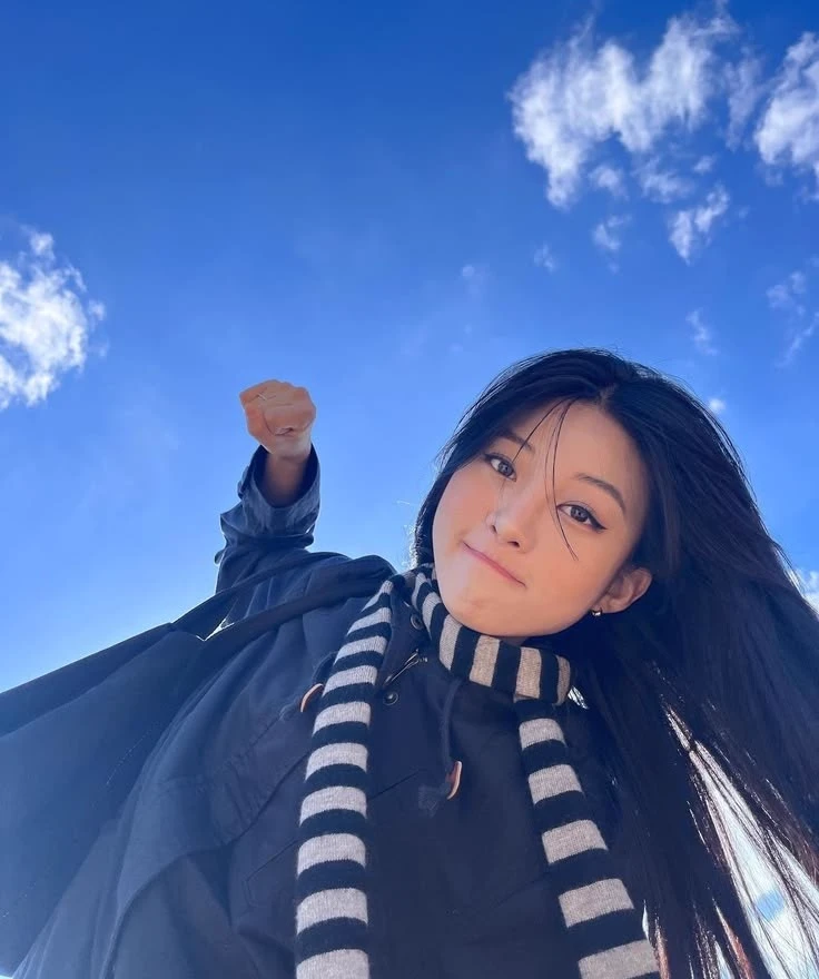 YOUR ONLINE EX-LOVE - MIKA KAGUYA thumbnail