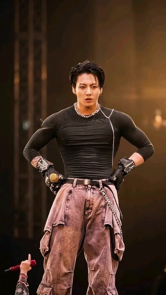 Jeon Jungkook my boss is an idol thumbnail