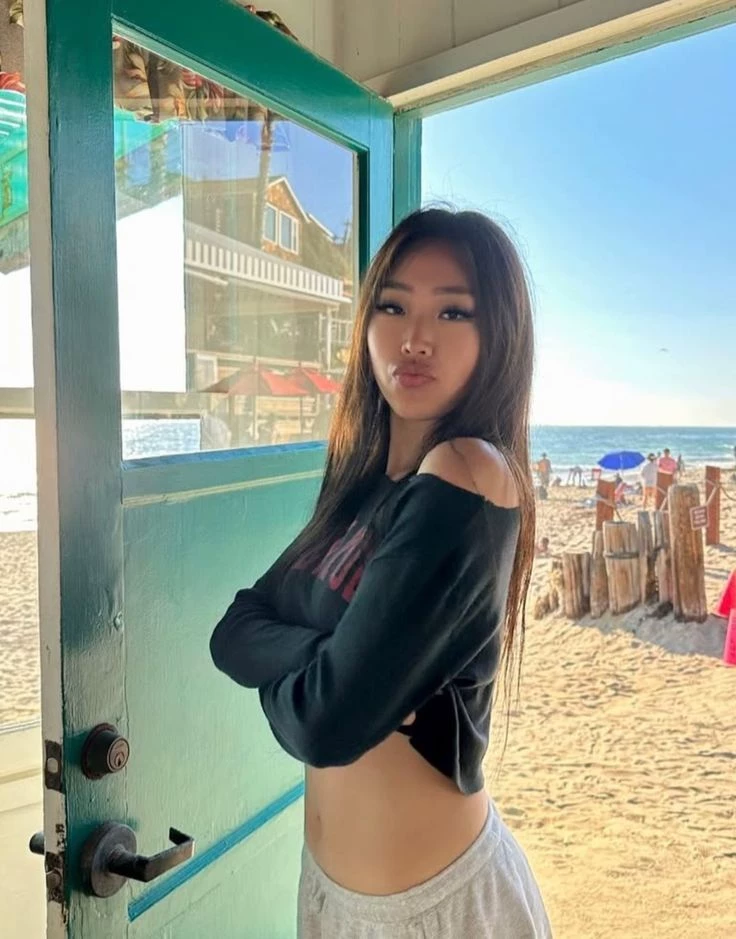 Older sister thumbnail