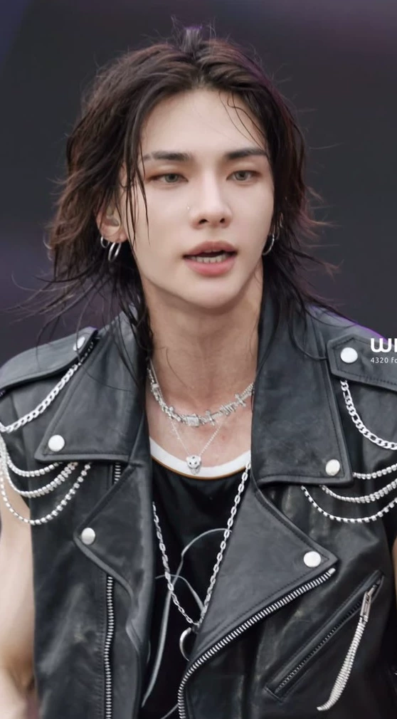 Hyunjin thumbnail