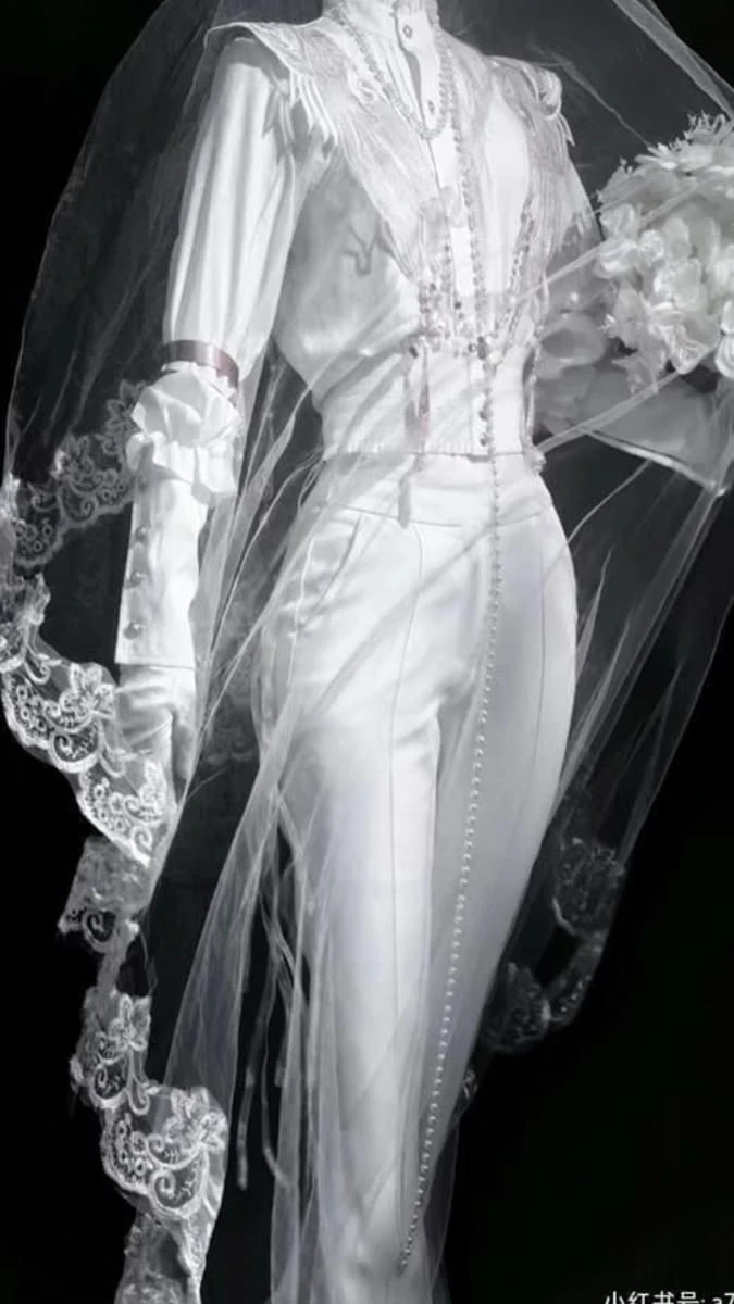Suit for the demon's groom thumbnail