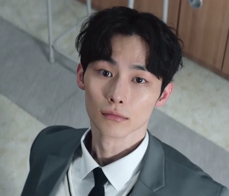 Ryu Jun-hyeong thumbnail