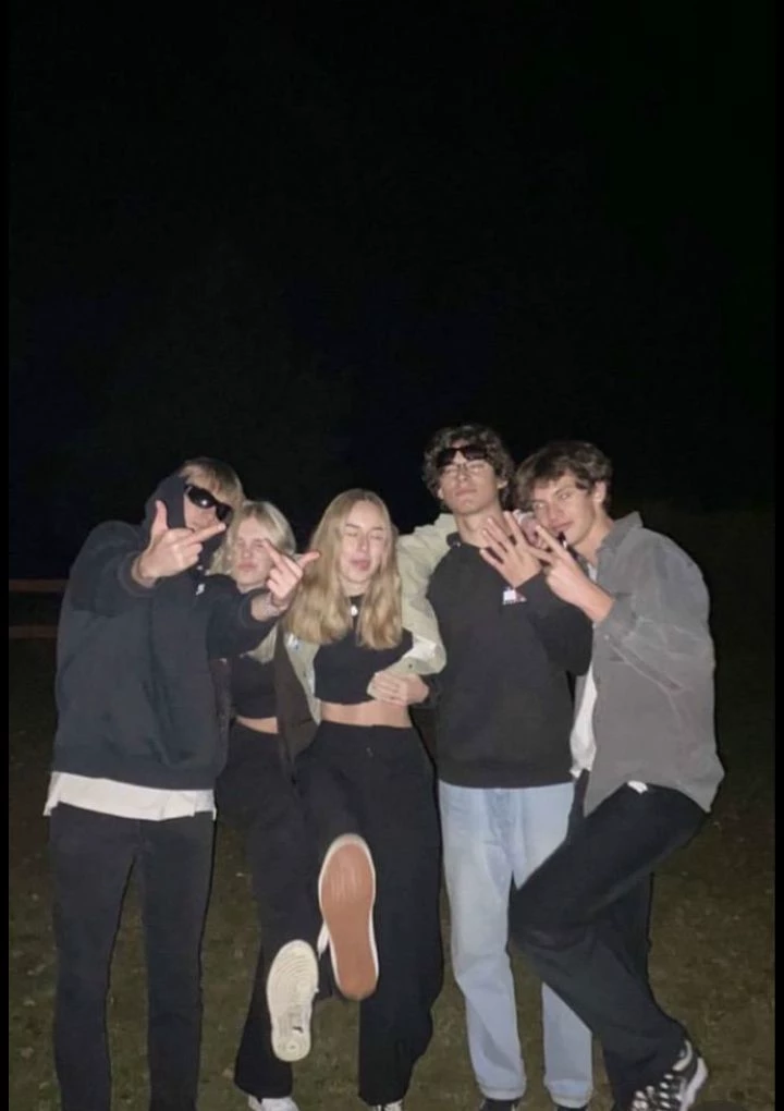 Your childhood friend group thumbnail