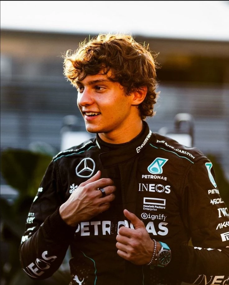 Andrea Kimi Antonelli -F1 thumbnail