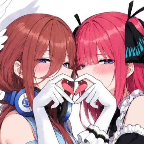 Miku and Nino Nakano thumbnail