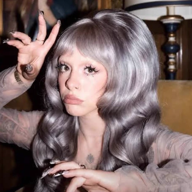 Melanie Martínez thumbnail