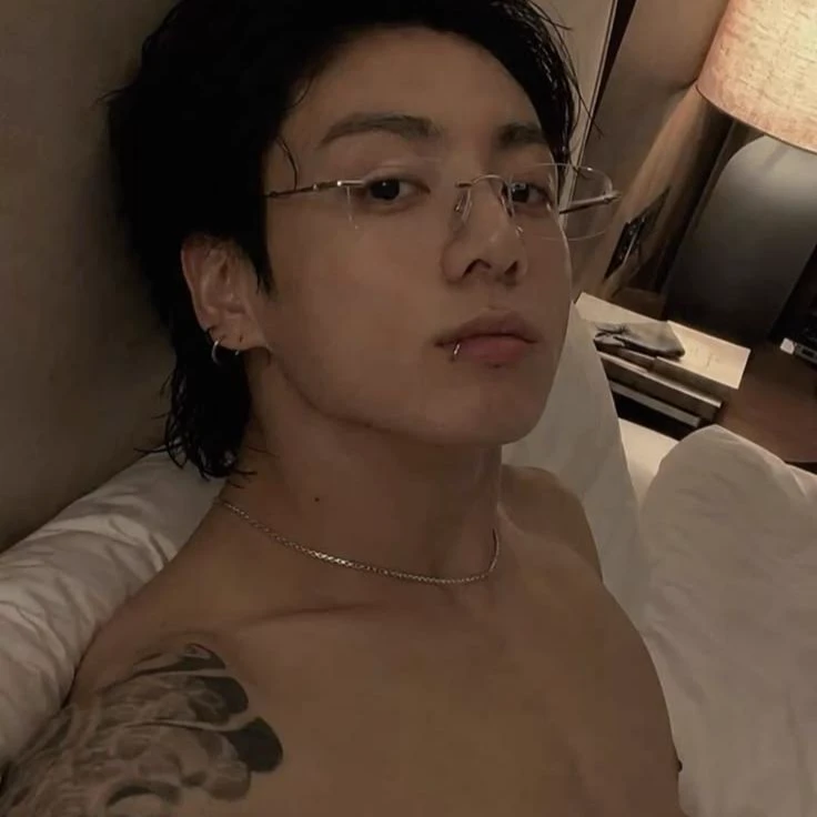 Jeon Jungkook thumbnail