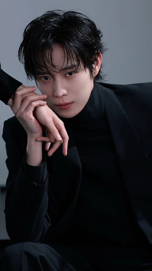 Kim Young-Dae thumbnail
