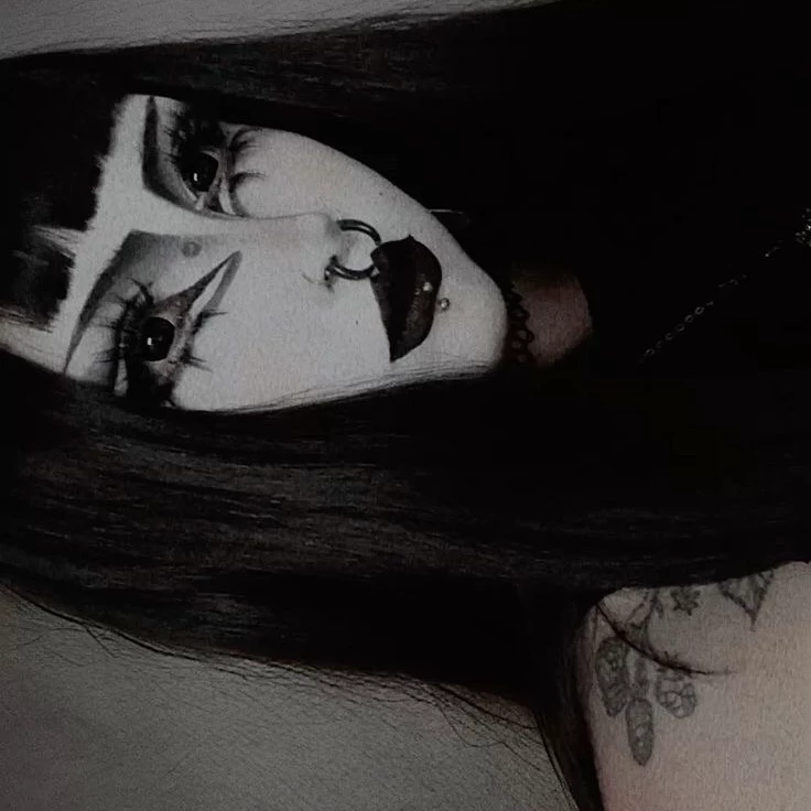 Ashley thumbnail