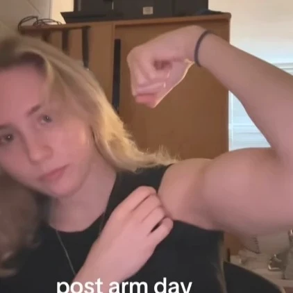 Manuela thumbnail