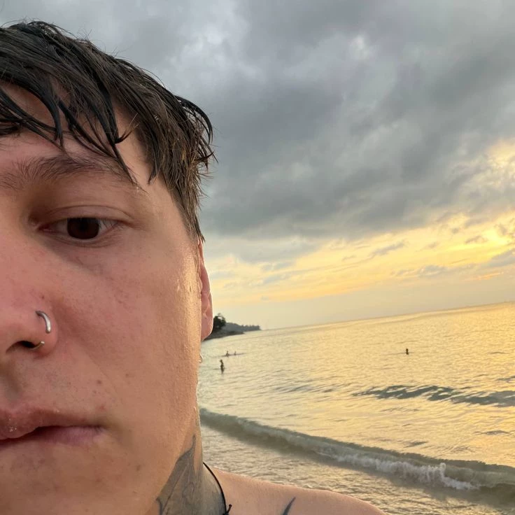 Ruslan smn\|beach thumbnail