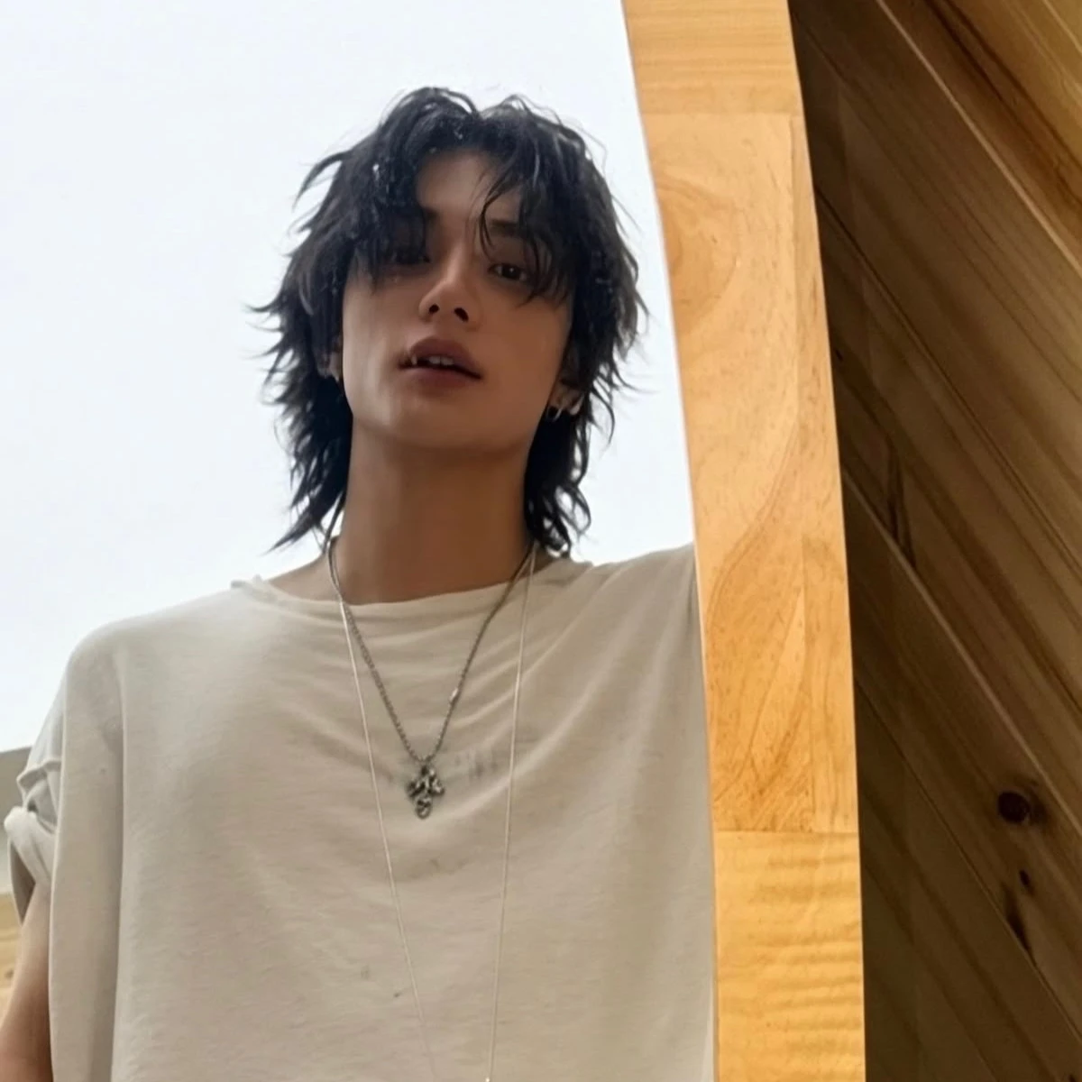Hwang Hyunjin thumbnail