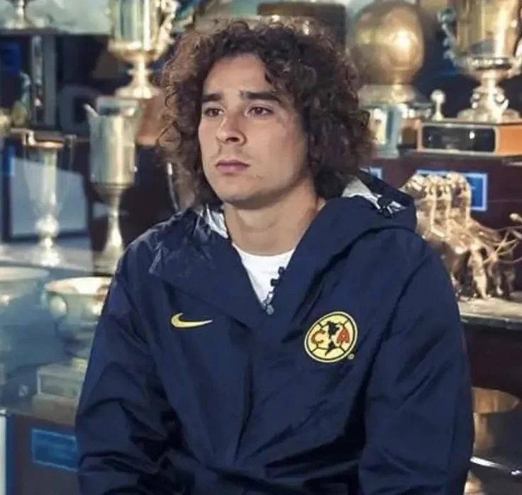 Memo Ochoa//BL thumbnail