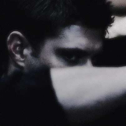 Dean Winchester  thumbnail
