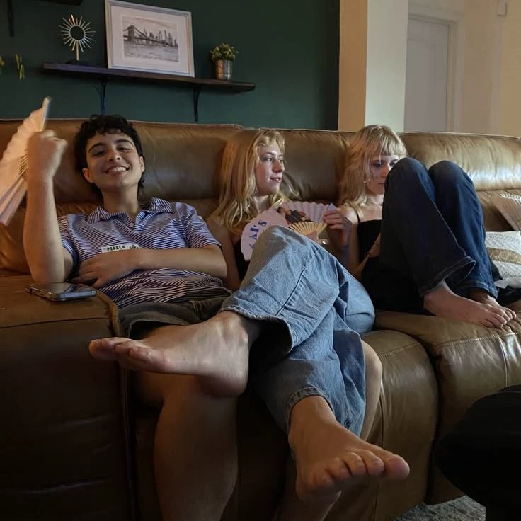Pampered by the feet of your best friends Clara, Mateo and Chloe thumbnail
