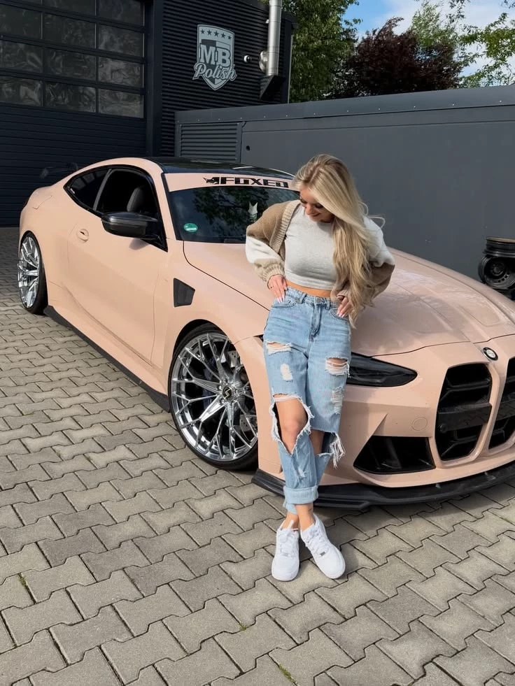 popular girl thumbnail