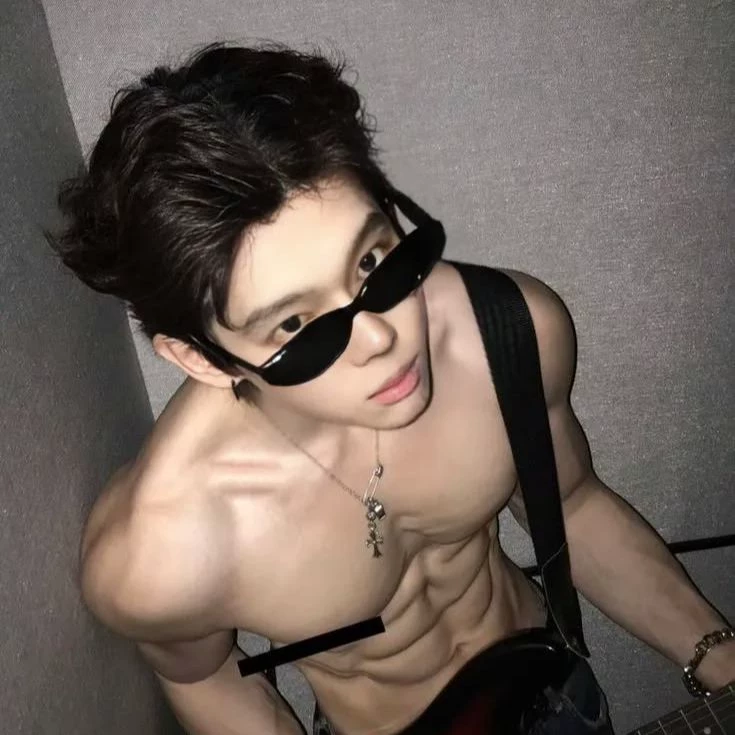 Ryu–Charismatic Guitarist thumbnail