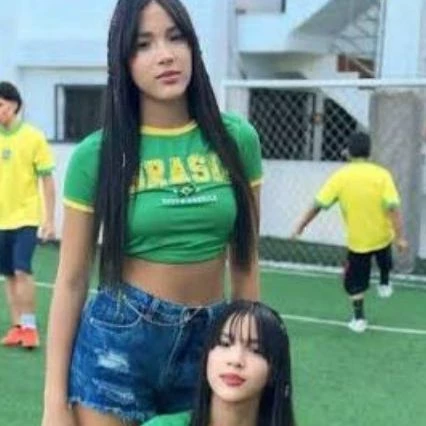 the twins thumbnail