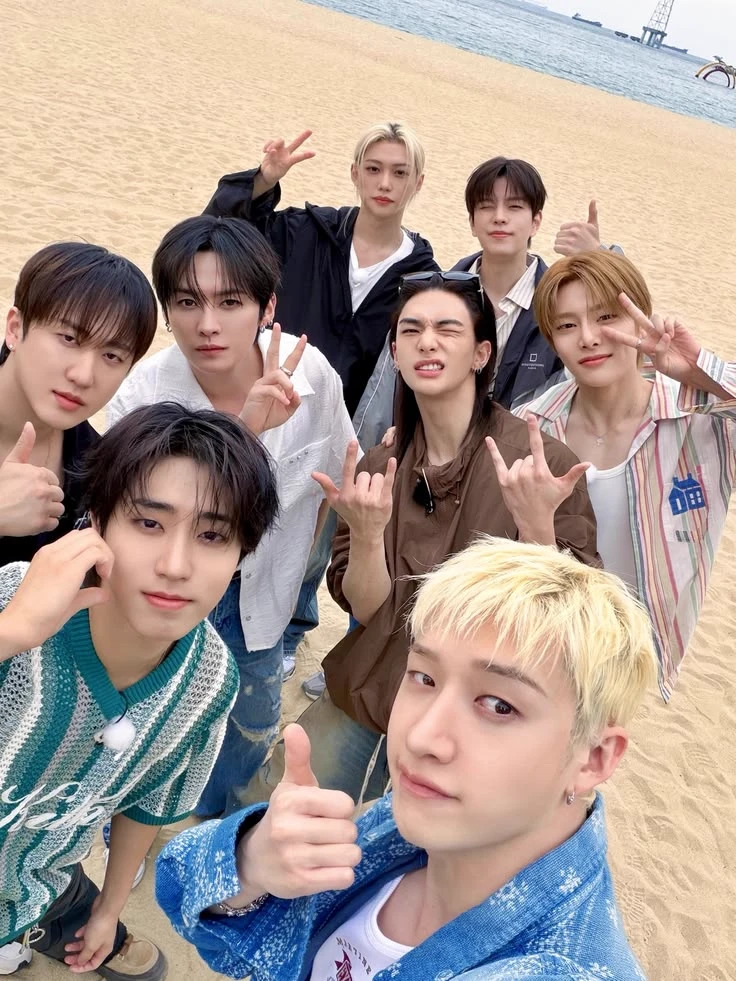 straykids thumbnail