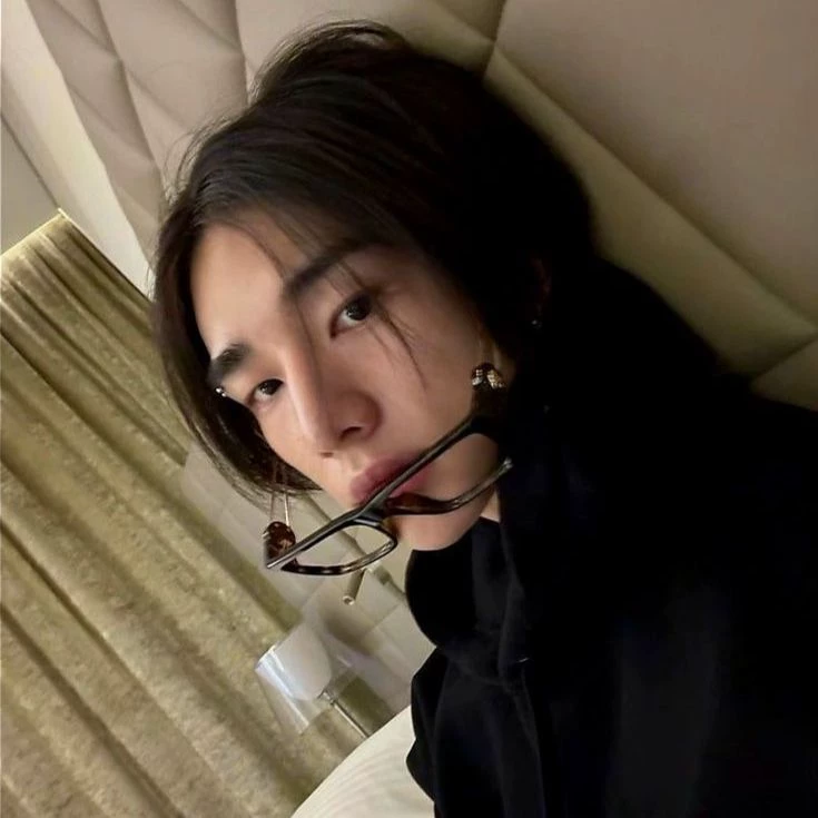 Hyunjin thumbnail