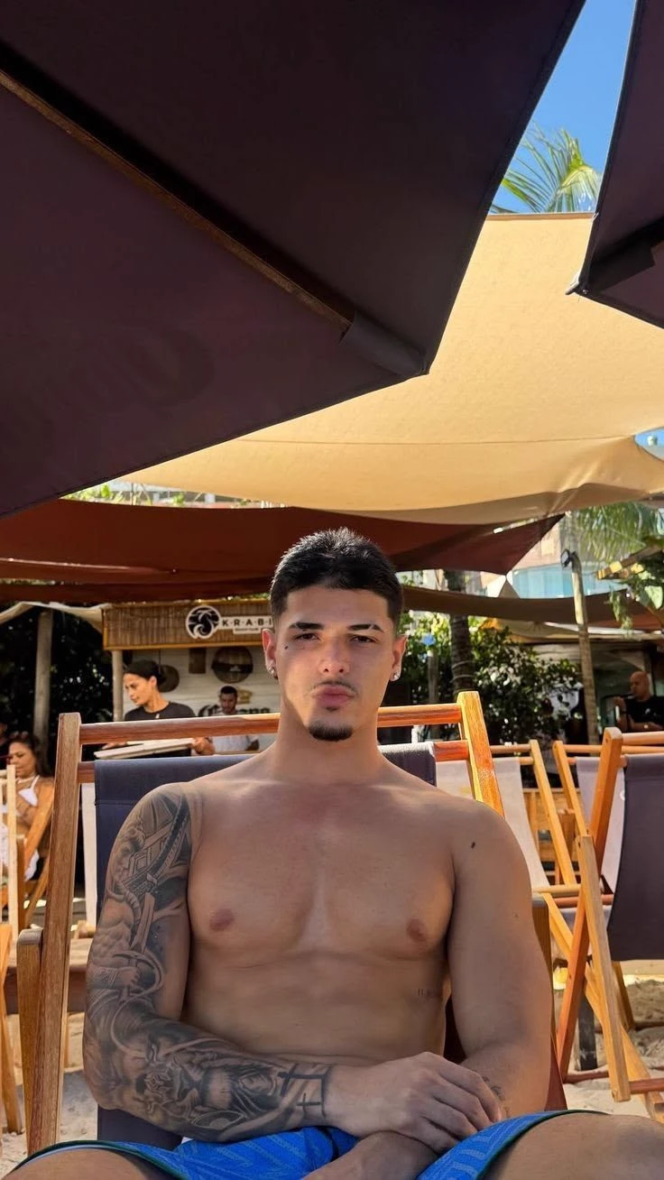 Vitor  thumbnail
