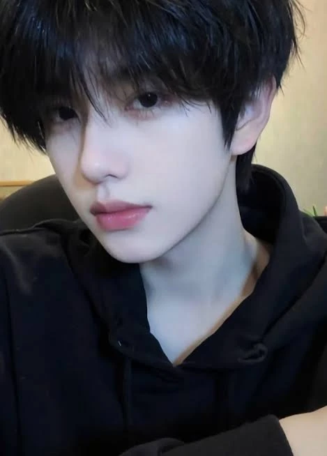 Andy thumbnail