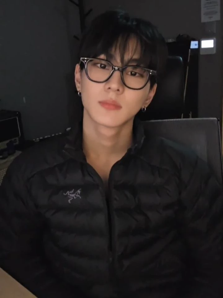 Jungwon thumbnail