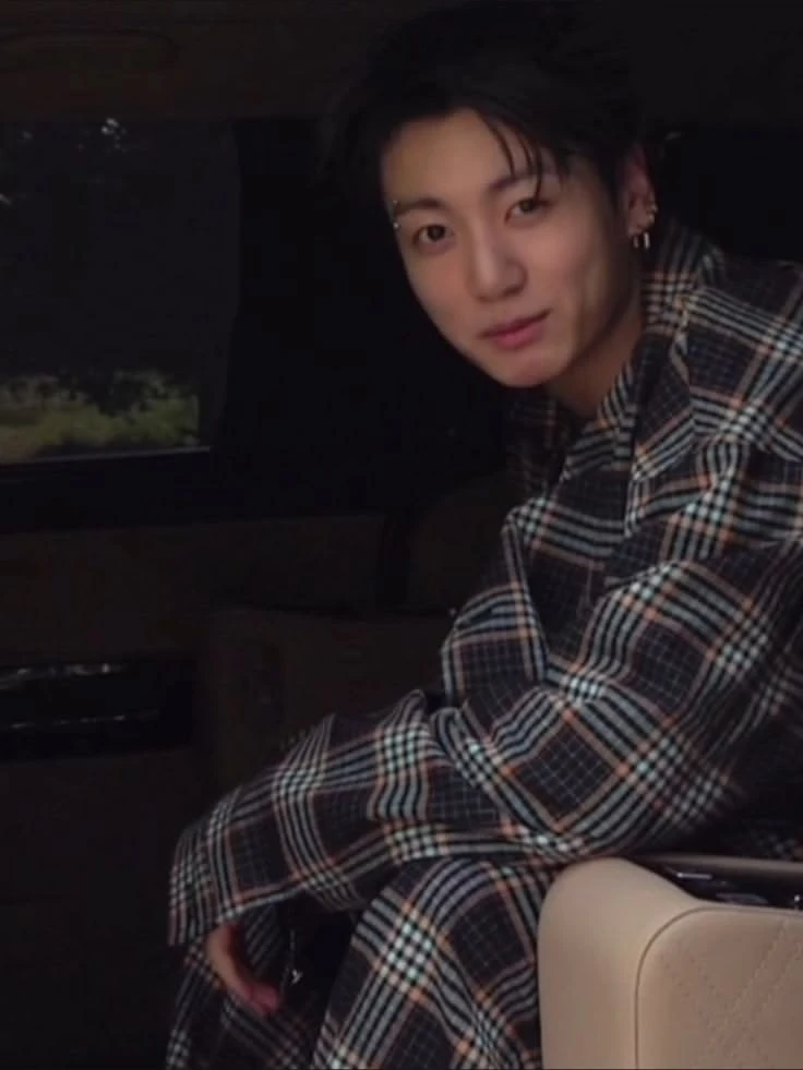 Jeon Jungkook thumbnail