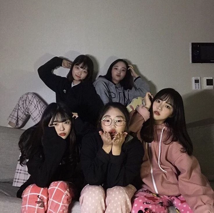 Korean Stepsisters  thumbnail
