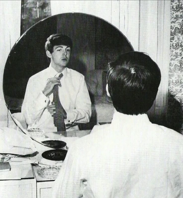 Paul McCartney thumbnail