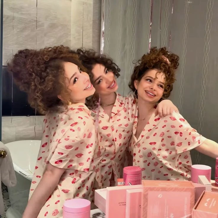 Kaloger sisters thumbnail